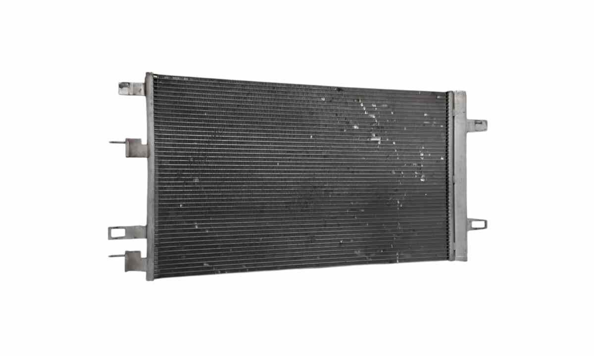 Radiatore A/C per Mercedes GLA (2020 - )